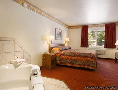 Royal Inn Airport Salt Lake City Bilik gambar